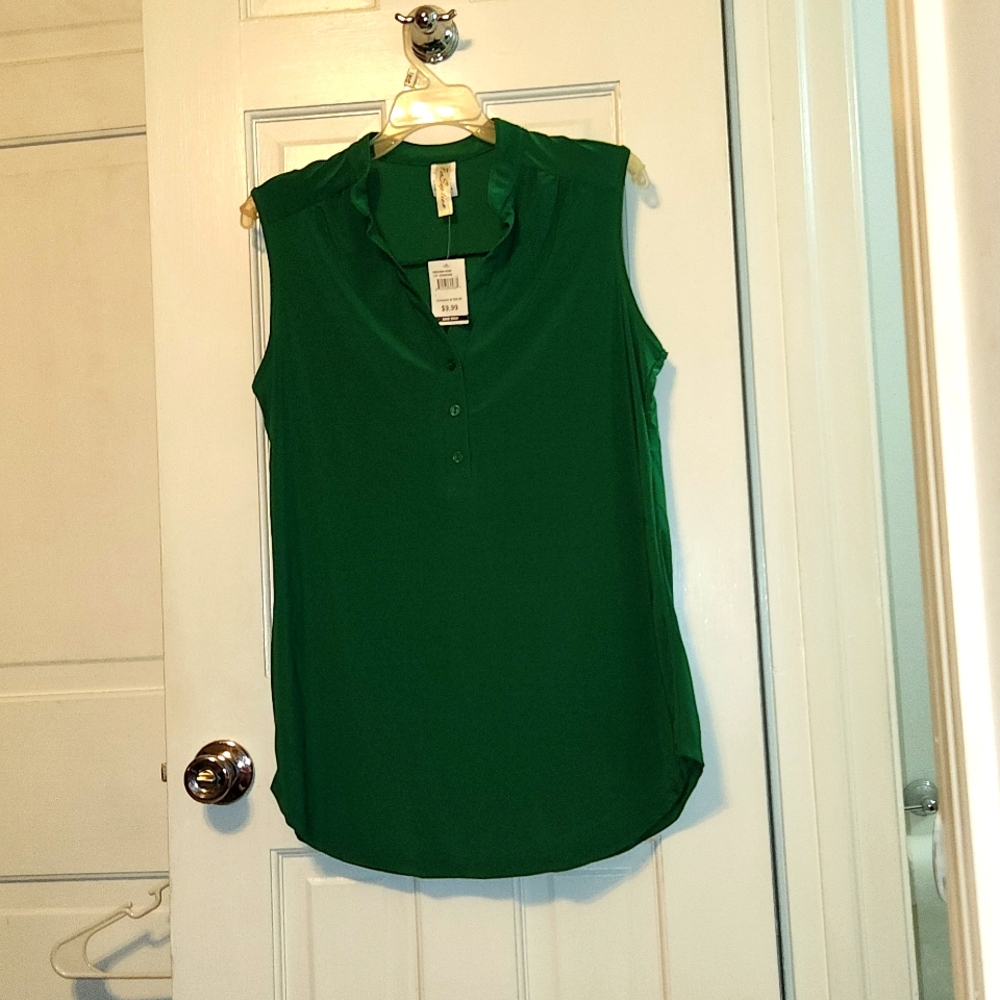 Green blouse NWT